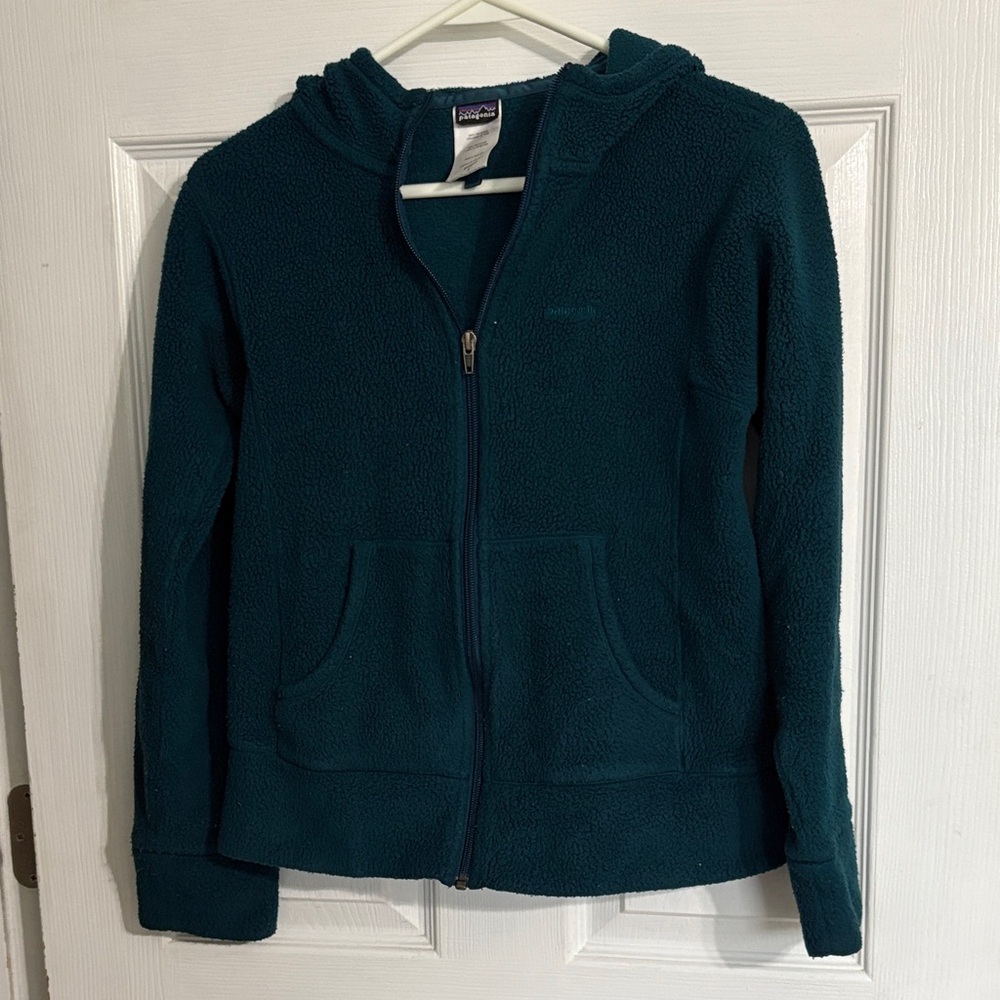 Patagonia Women’s Small Teal Fleece Zip-Up Hoodie